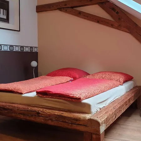Ferienwohnung Guetlein Apartman *